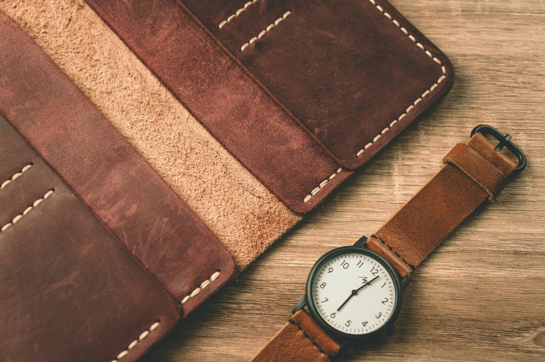 Why Minimalist Leather Accessories Are the New Luxury